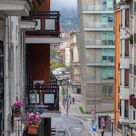 Inar Centrico Apartamento Junto Ayuntamiento & Ria Bilbao Dış mekan fotoğraf
